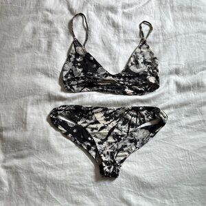 Black and White Tie-Dye Bikini Set 🐼